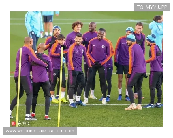 曼城在训练中推进“快攻一脚长传”模式的实践应用