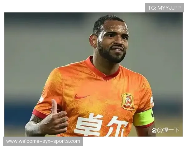 泰山定瓦科留队，洛佩斯离开：中超转会风云背后的故事