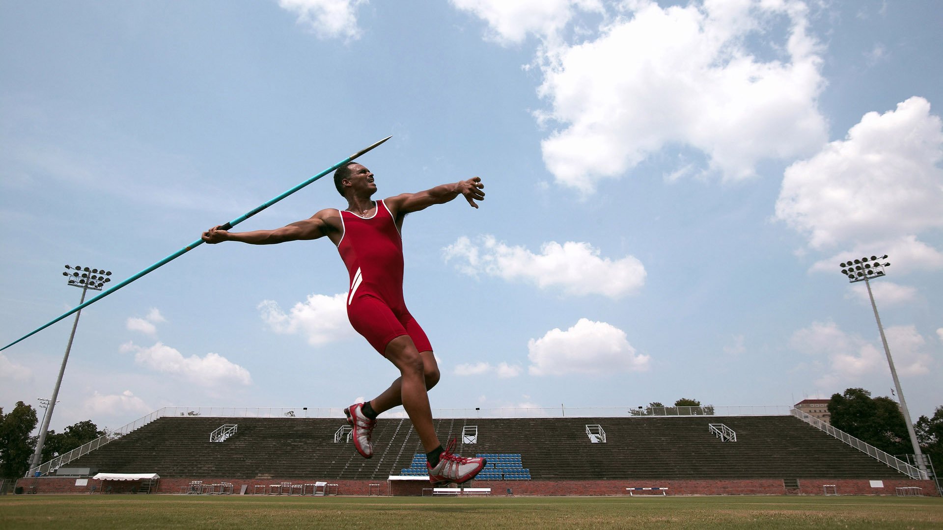 体育新闻中心协同高校开展体育新闻融合教学改革，体育教学新闻稿